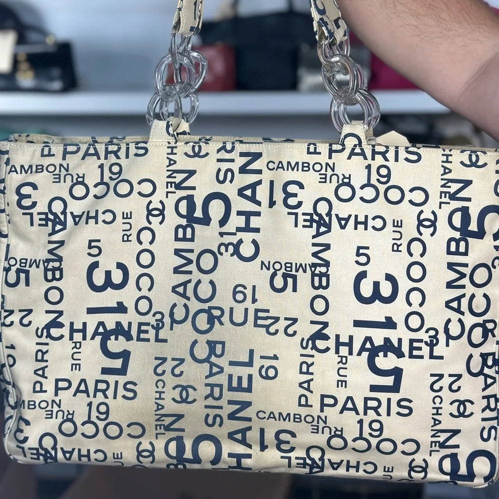 CHANEL TOTE BAG